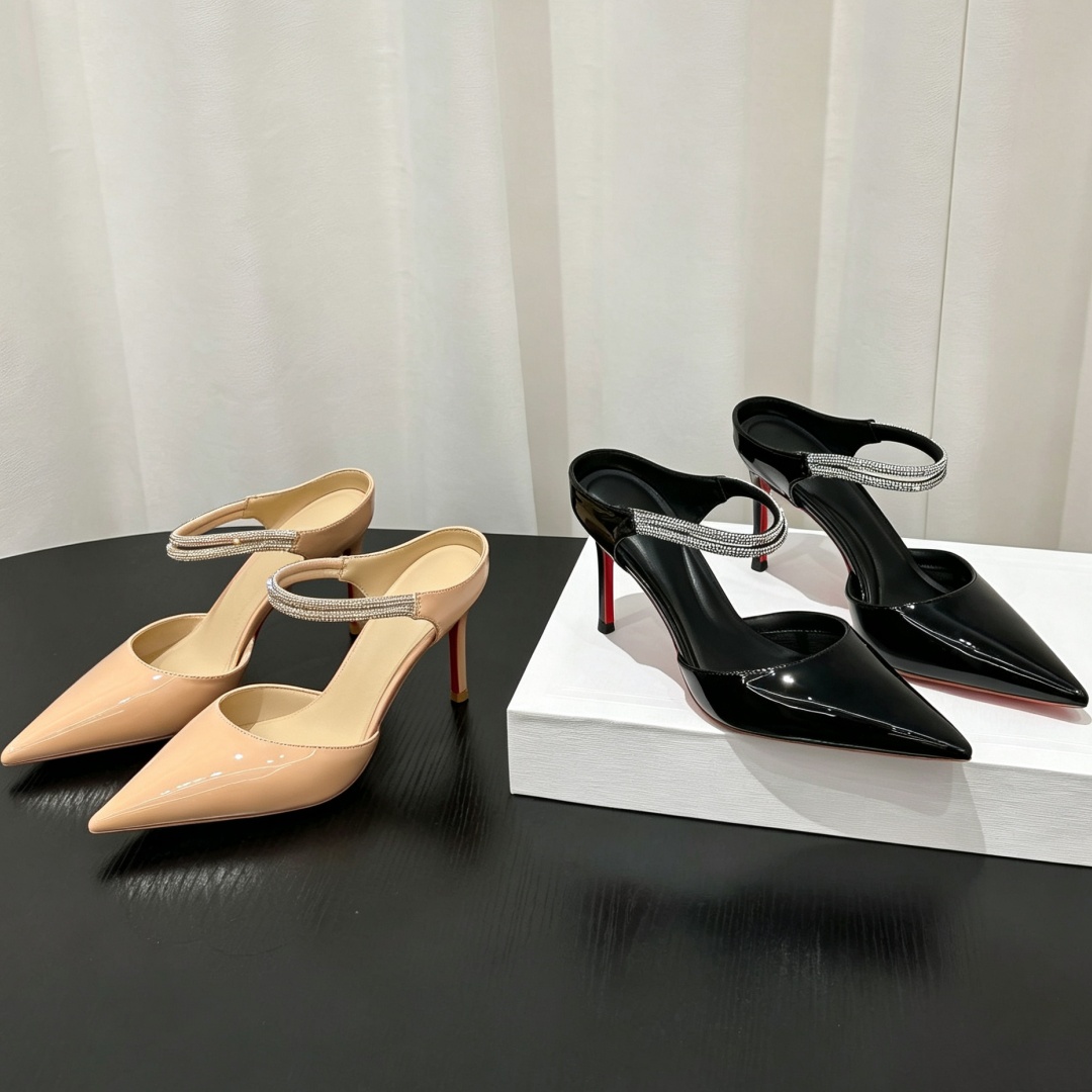 Leather Classic Strap - 女性用パテントレザーポインテッドトゥスリングバックパンプス、ダブルラインストーンバックストラップ、スティレット、クラシックレッドソール、ウェディングハイヒール