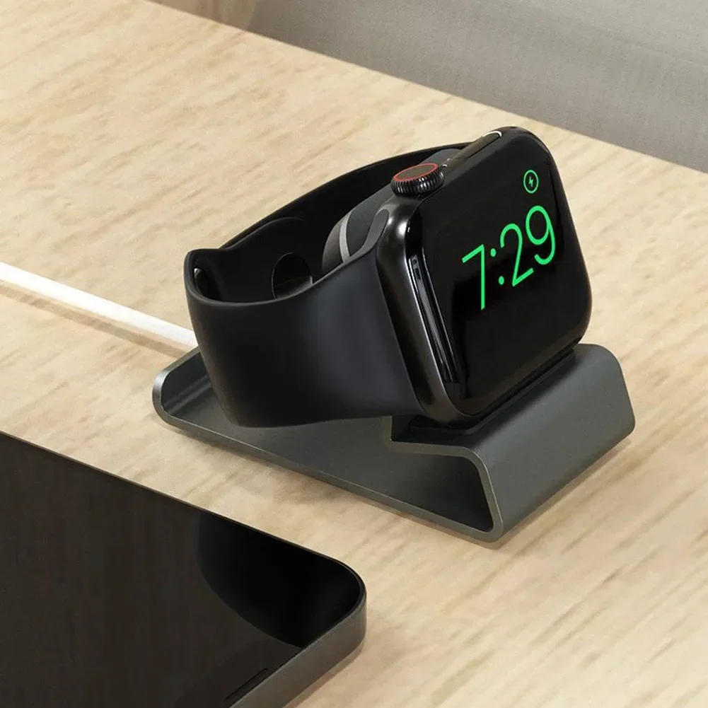 アルミニウム充電器スタンド Apple Watch ドックス - Watch Charging Dock のレビューと価格