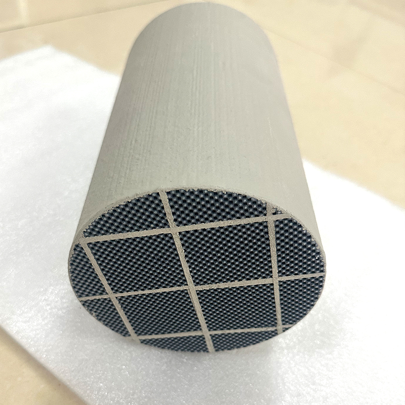 炭化ケイ素フィルター DPF SIC オペル ザフィーラB  - Silicone Band Replacement のレビューと価格